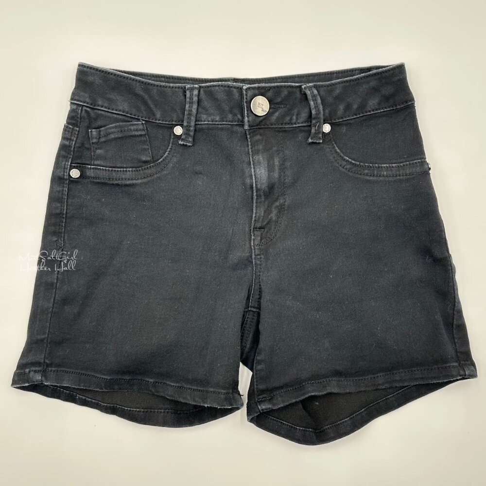 1822 Denim Black Jegging Shorts Size 6